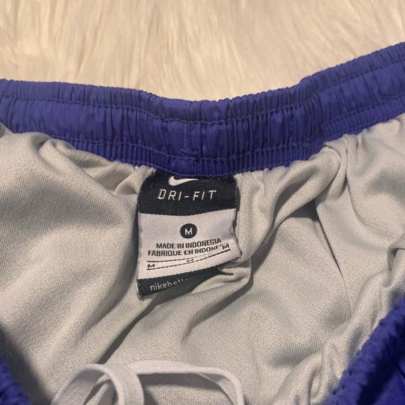 Nike Running shorts - Picture 3 of 5